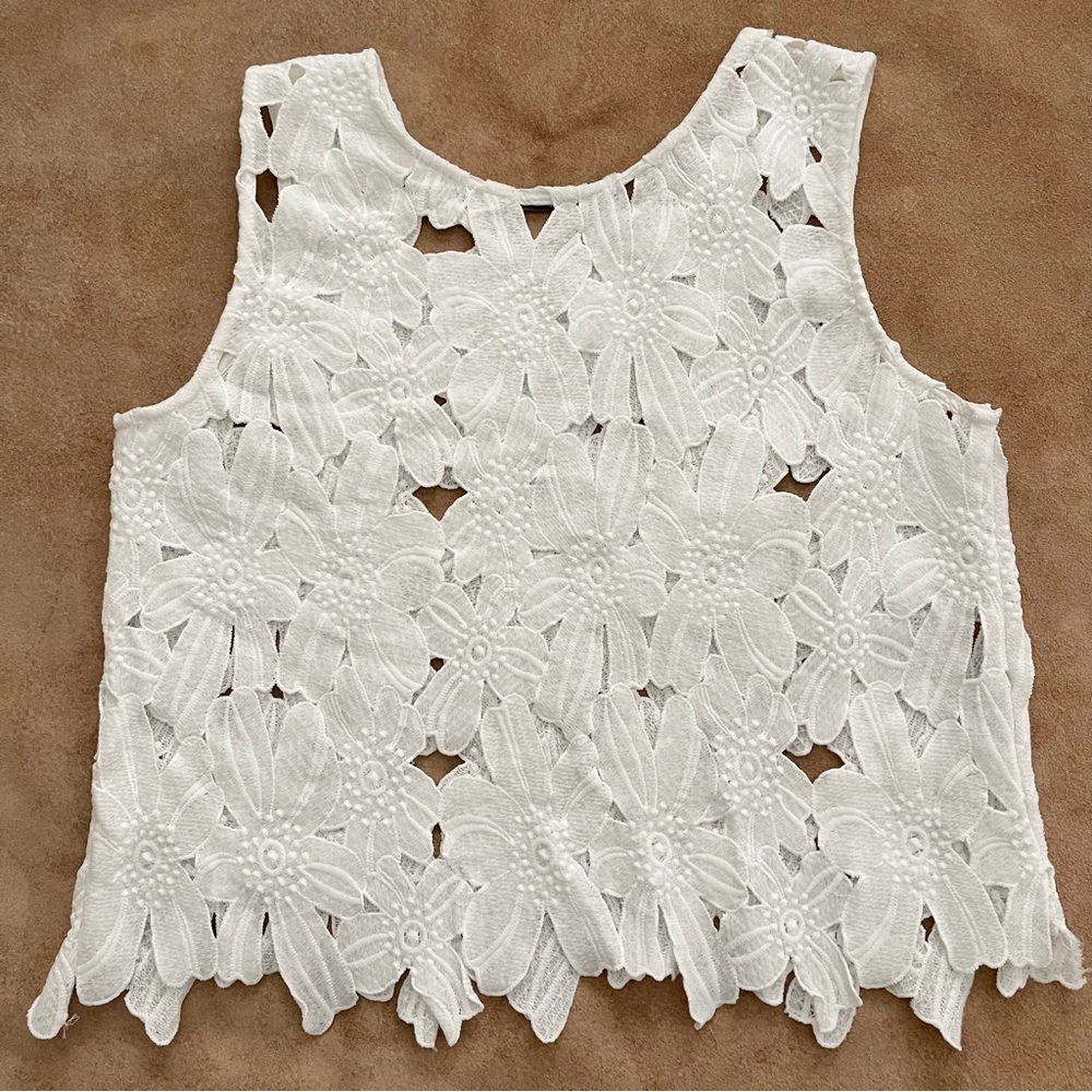 Acemi Top Sleeveless White Floral Cut Lace Size M - Picture 5 of 12